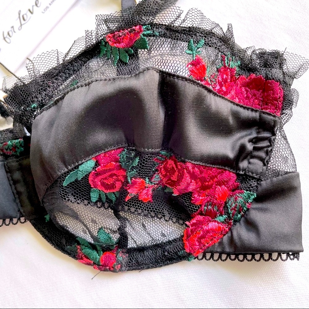 2 PIECE FOR LOVE & LEMONS Rosebud Bra & Thong set - Picture 4 of 16